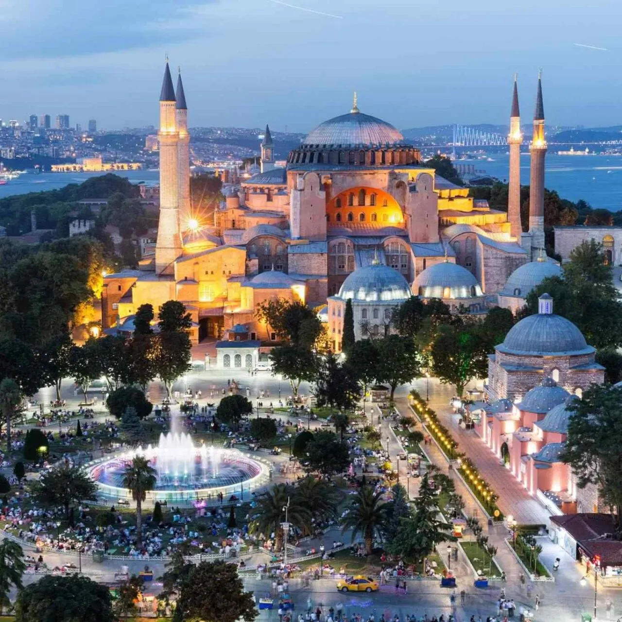 https://danbrothersceylon.com/wp-content/uploads/2018/09/destination-istanbul-02-1280x1280.webp