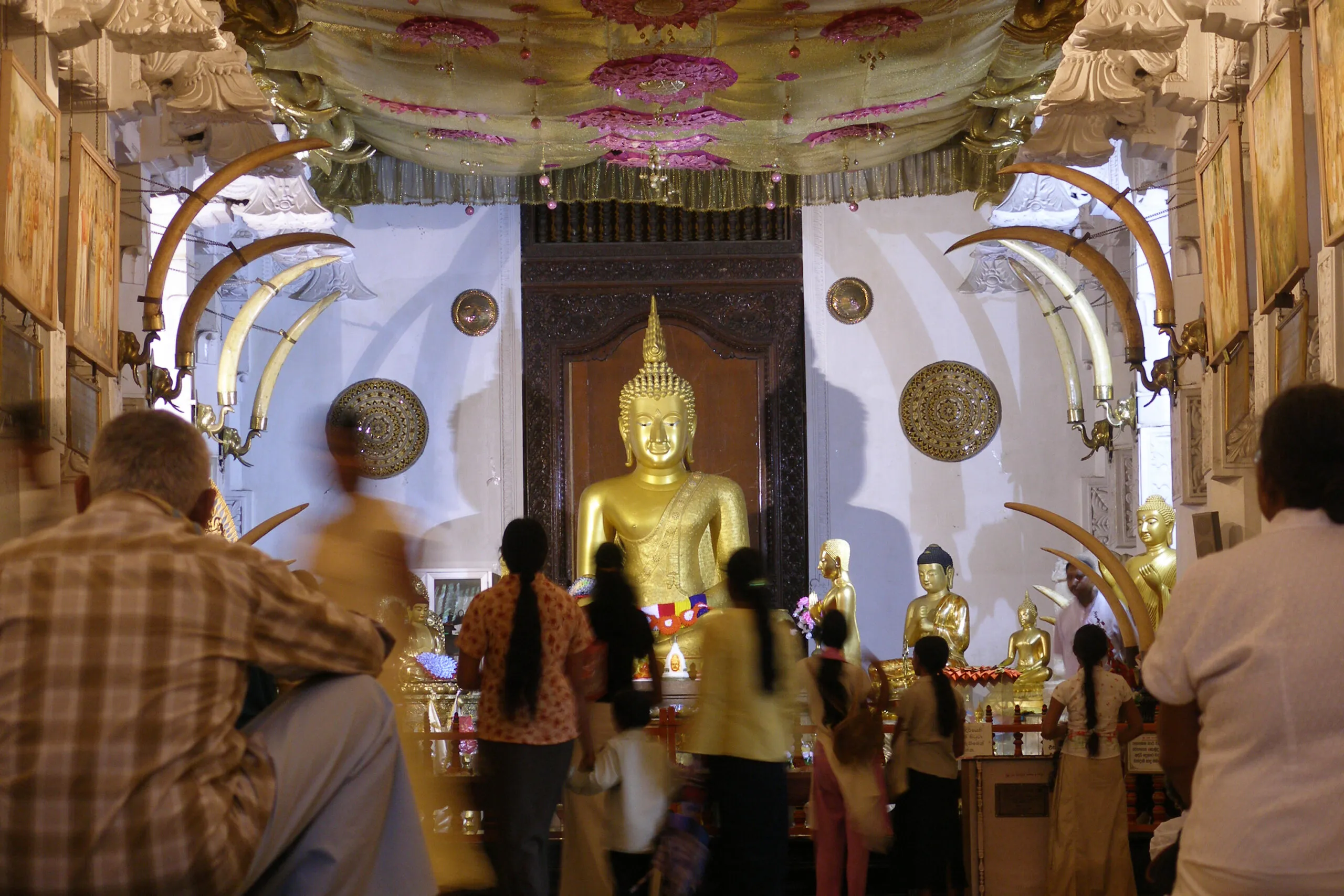 Sri Lanka, Kandy, Temple of the Tooth, Sri Dalada Maligawa Sri Lanka, Kandy, Temple of the Tooth, Sri Dalada Maligawa