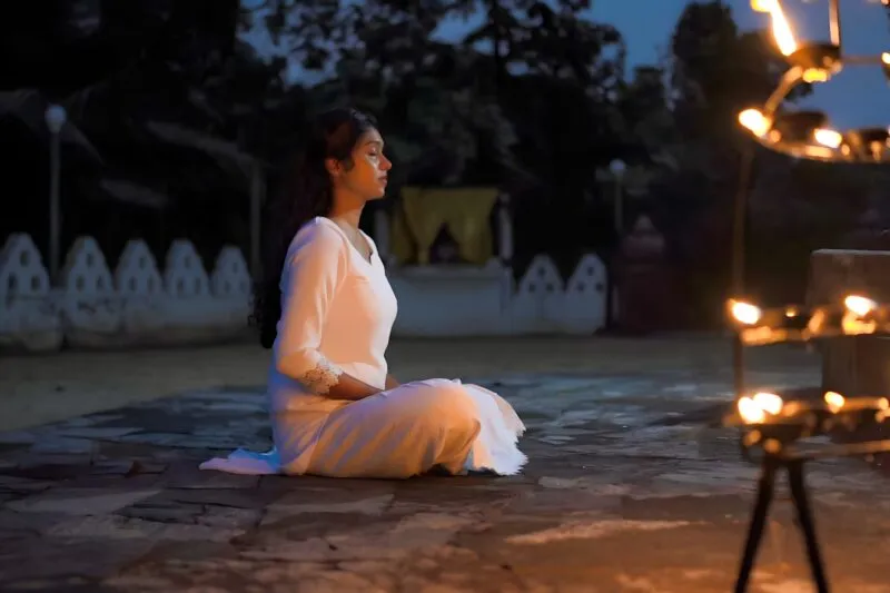 One-Day Tour: Colombo Meditation & Spiritual Awakening