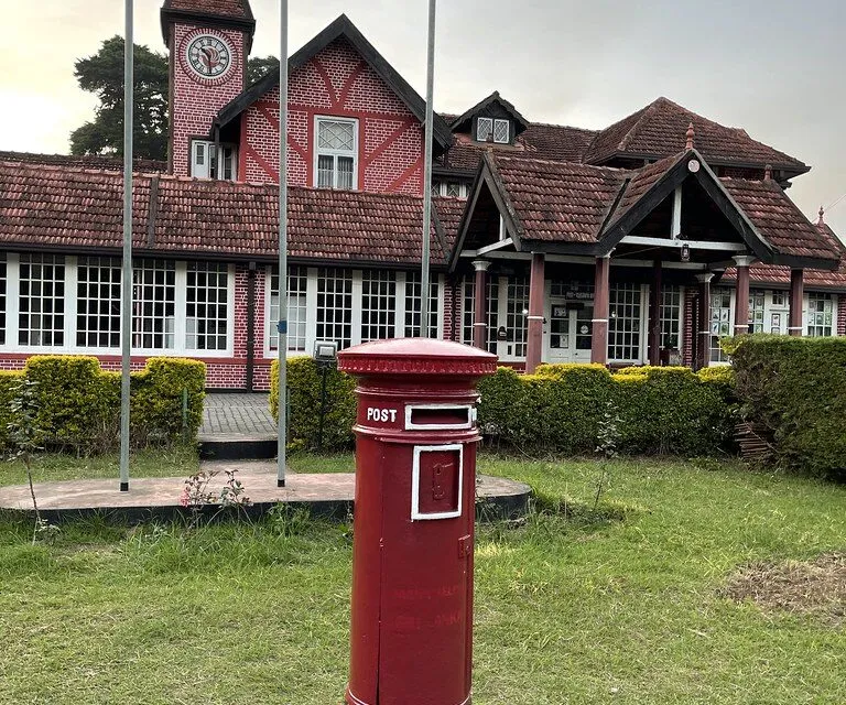 4 Days Hill Country Adventure – Misty Mountains and Tea Gardens