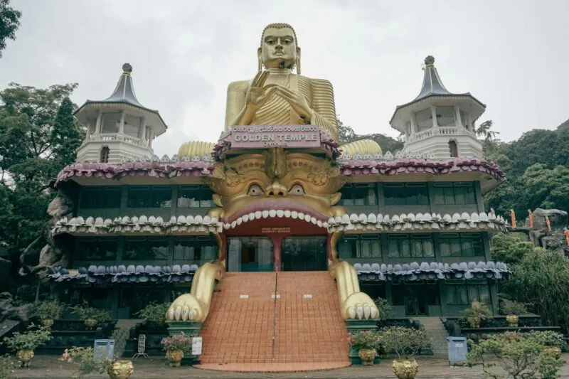 Sri Lanka Heritage and Beaches Tour – 10 Days / 9 Nights